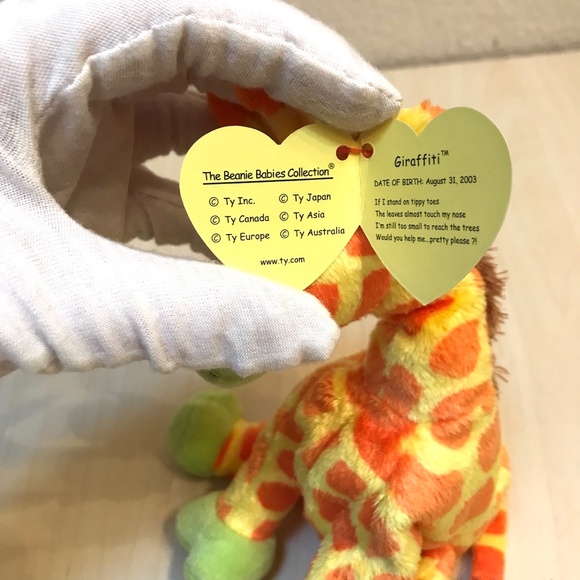TY Beanie Baby Giraffe called: Giraffiti. NWT. Cute! - Picture 3 of 5